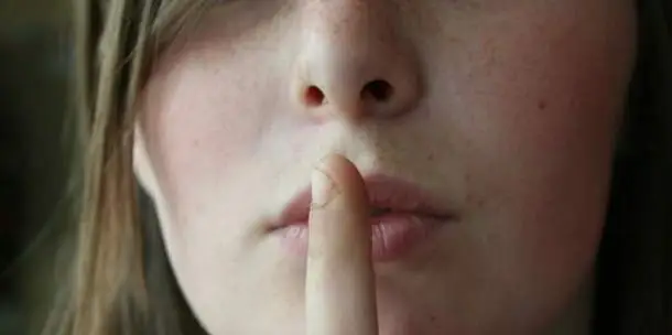 Tiene derecho a guardar silencio